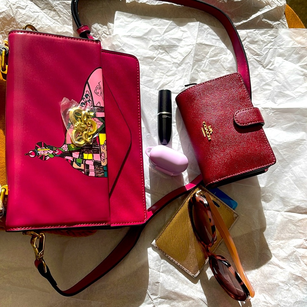 Beautiful canvas crossbody bag by Yalguun. - Picture 5 of 6